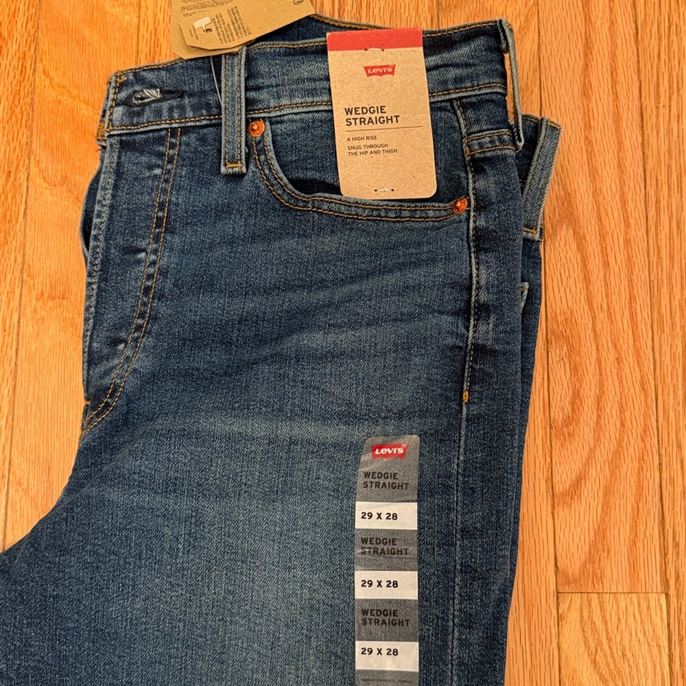Levi's Dark Blue Wedgie Straight Jeans - Picture 5 of 6